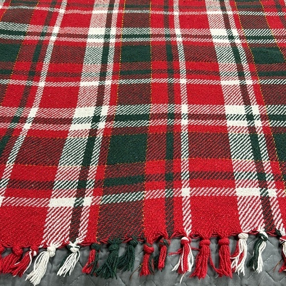 MOMENTUM BRANDS Christmas colored blanket 80% cotton 20% other fibers - Picture 1 of 10